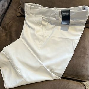 Nike modern rise golf pants, size 14 beige